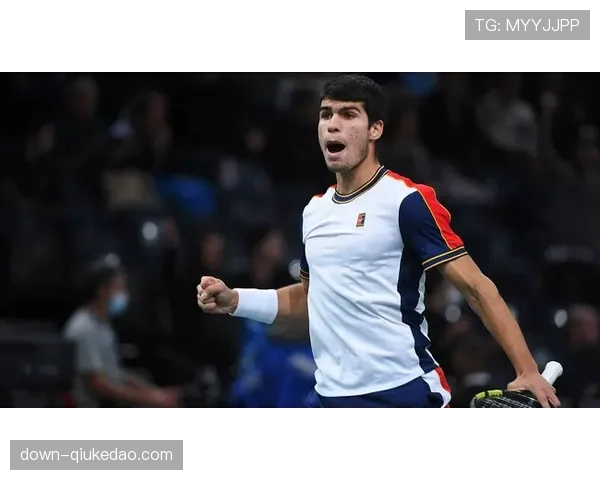 阿尔卡拉斯与阿利亚西姆室内硬地交锋记录，增添半决赛悬念