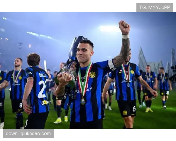 劳塔罗梅开二度，国米前锋称专注争冠