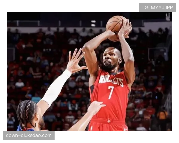 火箭杜兰特助攻创赛季新高，申京内线肆虐国王禁区