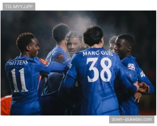 切尔西客场挑战水晶宫，罗塞尼尔迎执教首秀