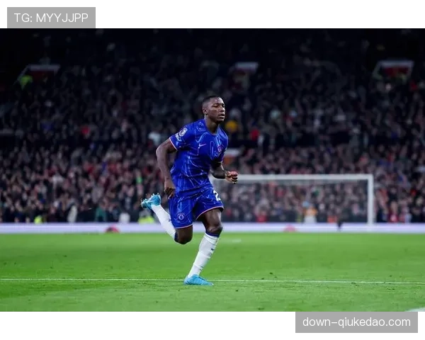 切尔西vs利兹联第65分钟，凯塞多犯规送点恩梅加主罚命中